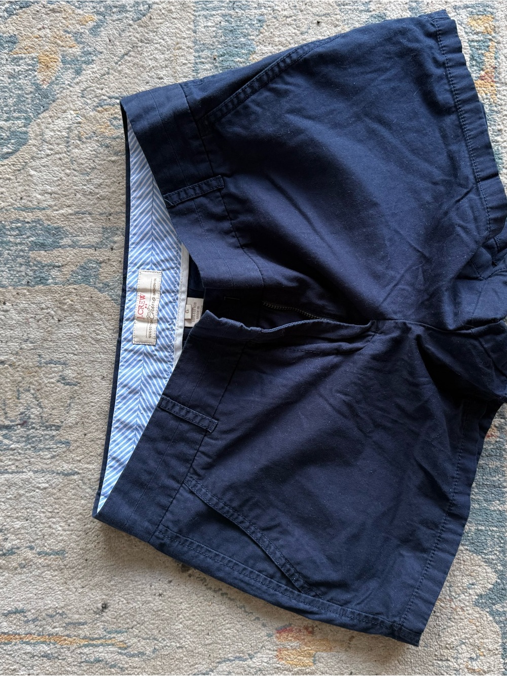 Classic Navy women’s Shorts size 6